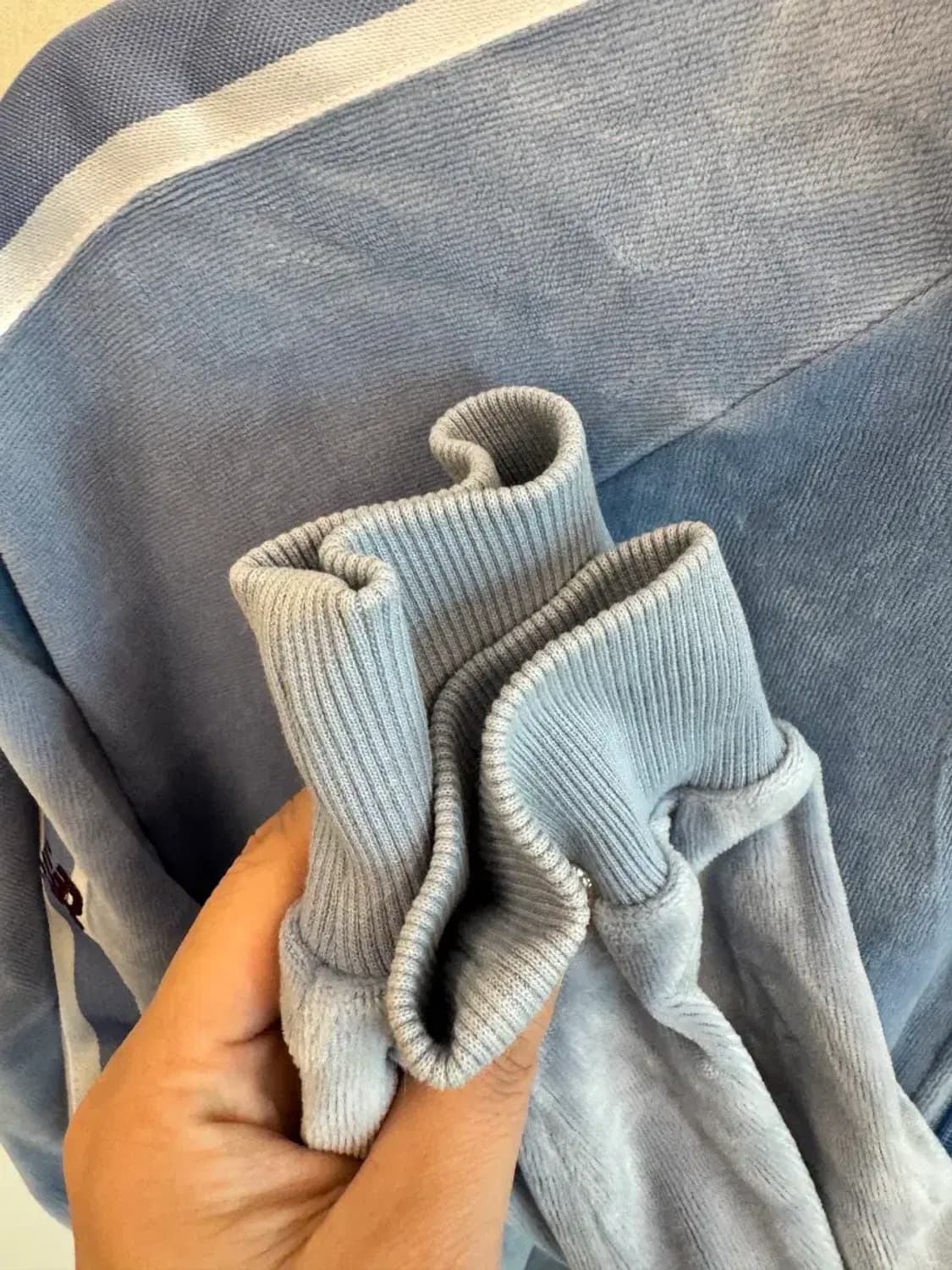 뉴발란스 벨루어 트랙탑 하늘색 90 size 상품이미지6