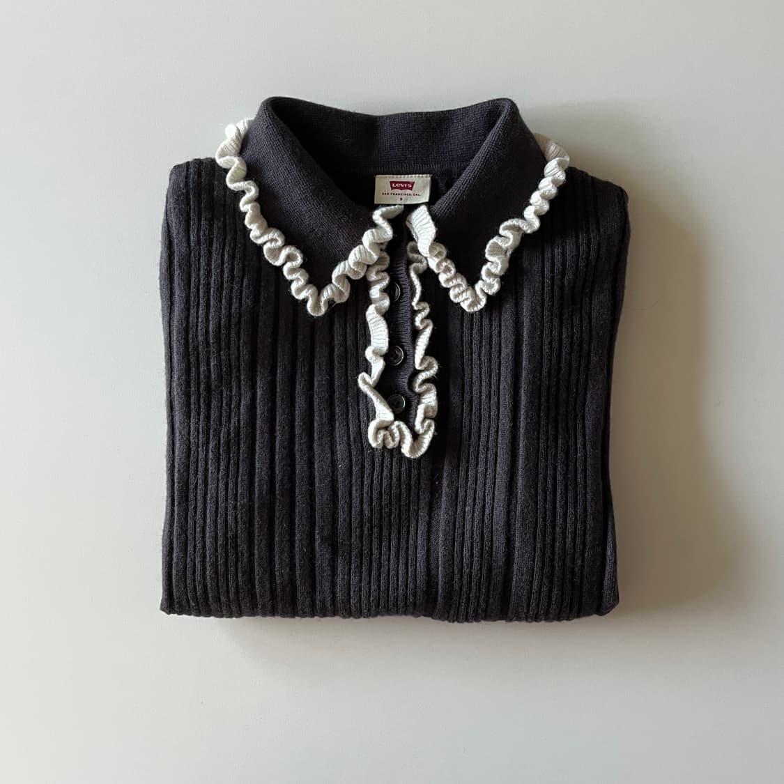 LEVI'S Ruffle Collar knit pk shirt 상품이미지4