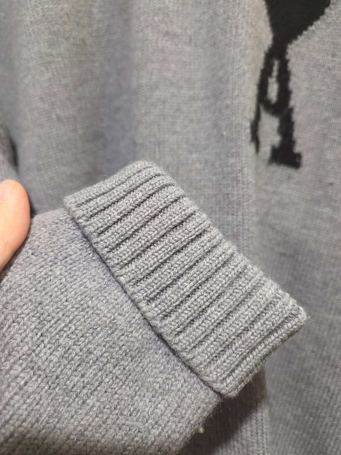 아미 빅하트 그레이 울니트 톰브라운 스톤아일랜드 cp컴퍼니 상품이미지4