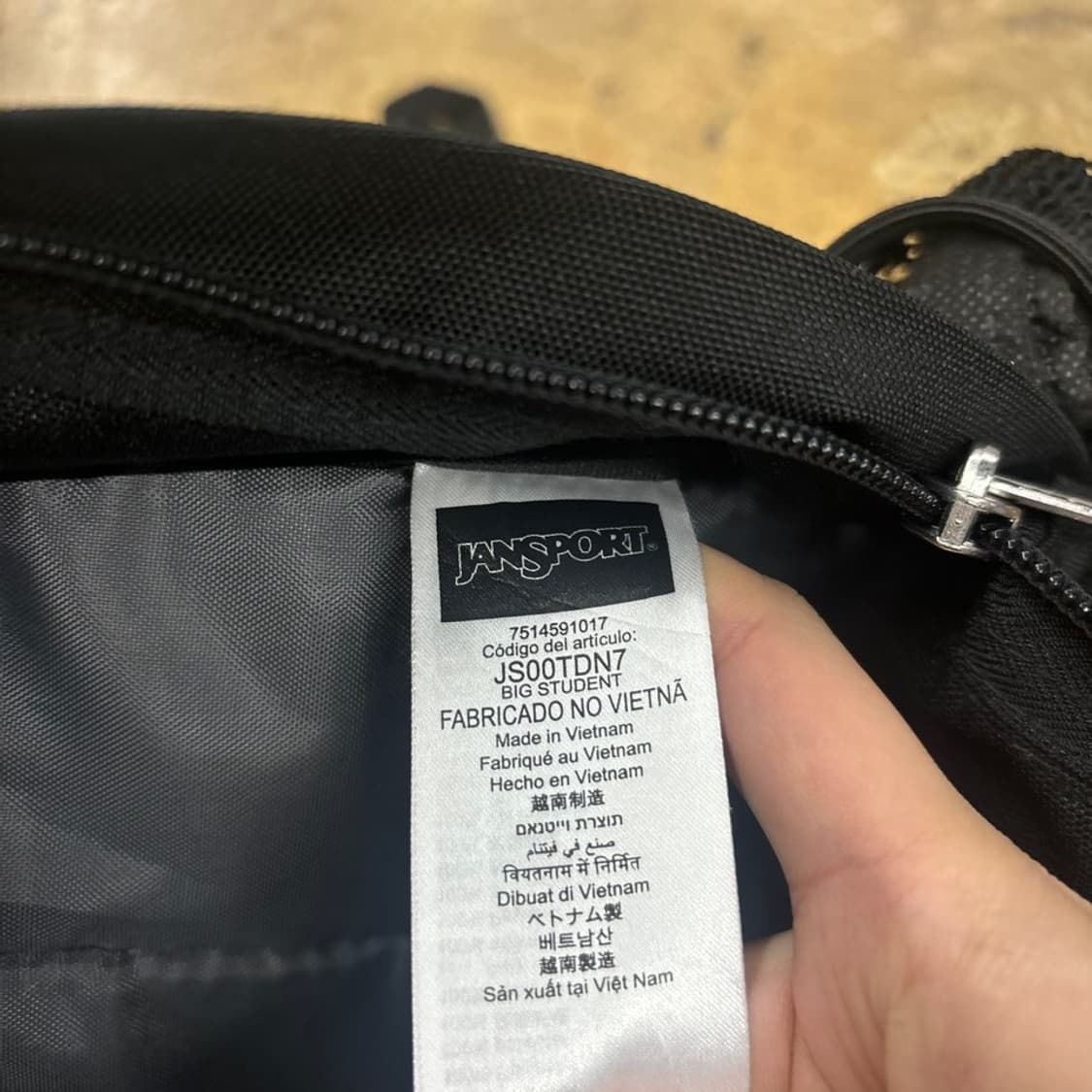 잔스포츠 블랙 백팩 가방  상품이미지5