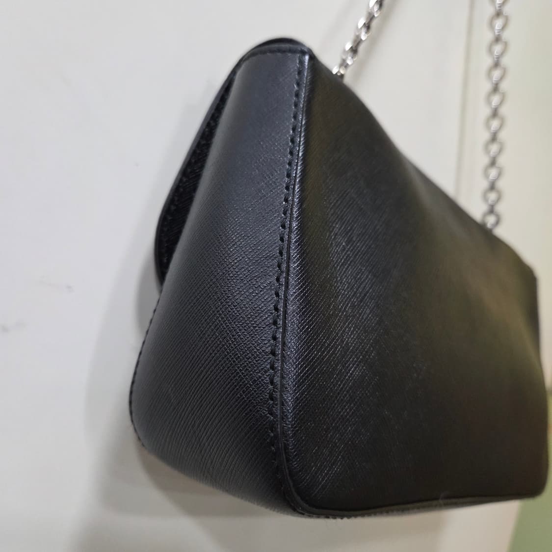 페라가모 간치니 미듐 숄더 상품이미지2