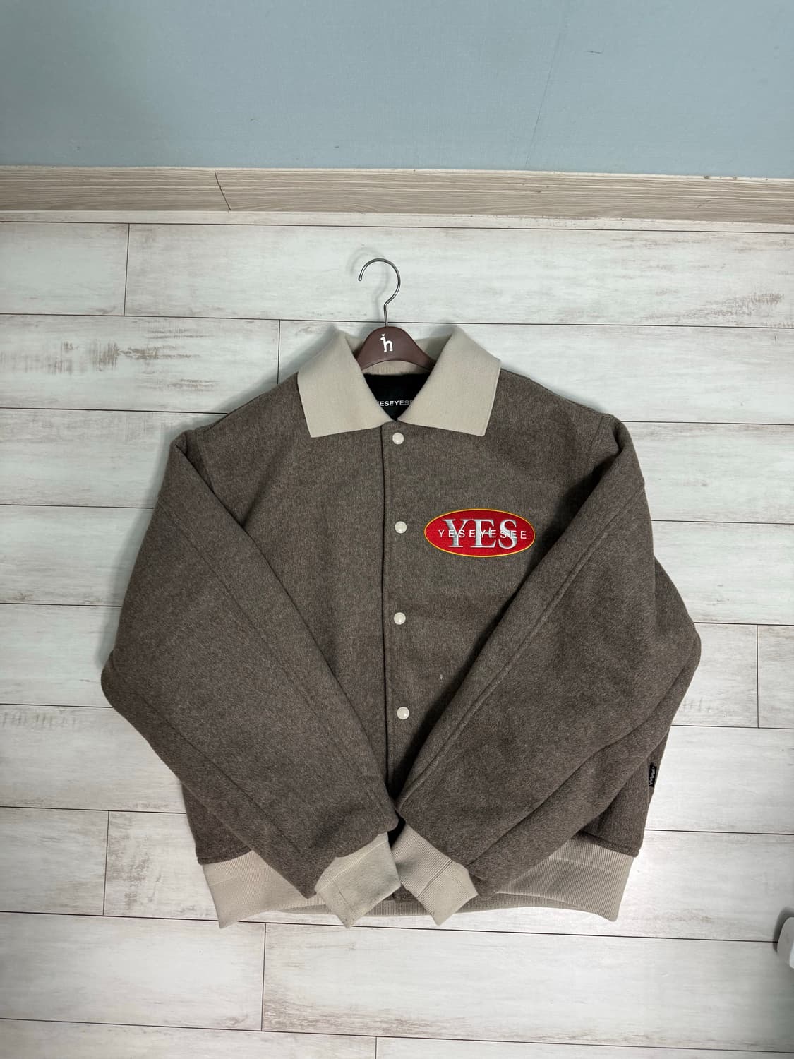 예스아이씨 포커 바시티 자켓 상품이미지2