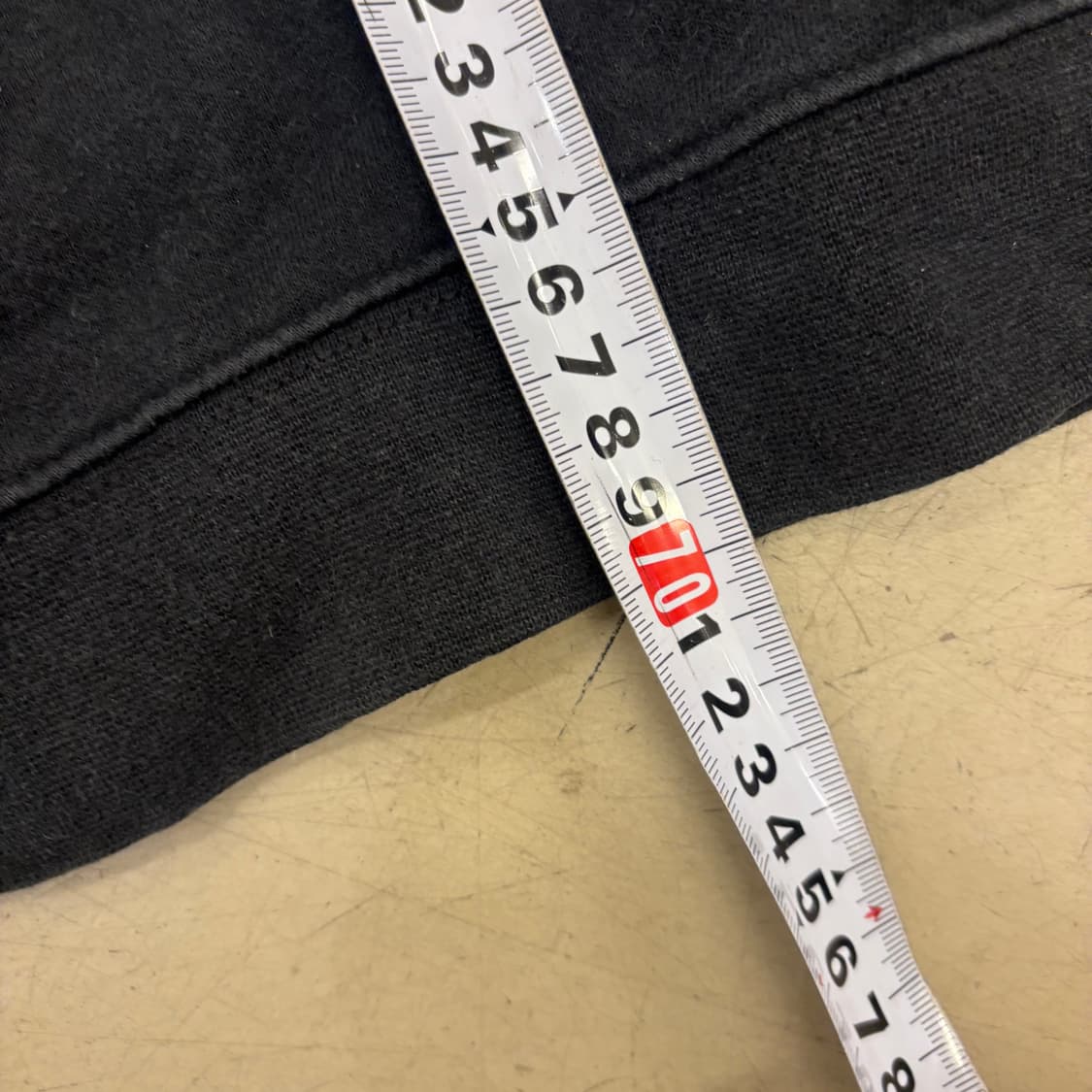 나이키 스우시 블랙 맨투맨 상품이미지4