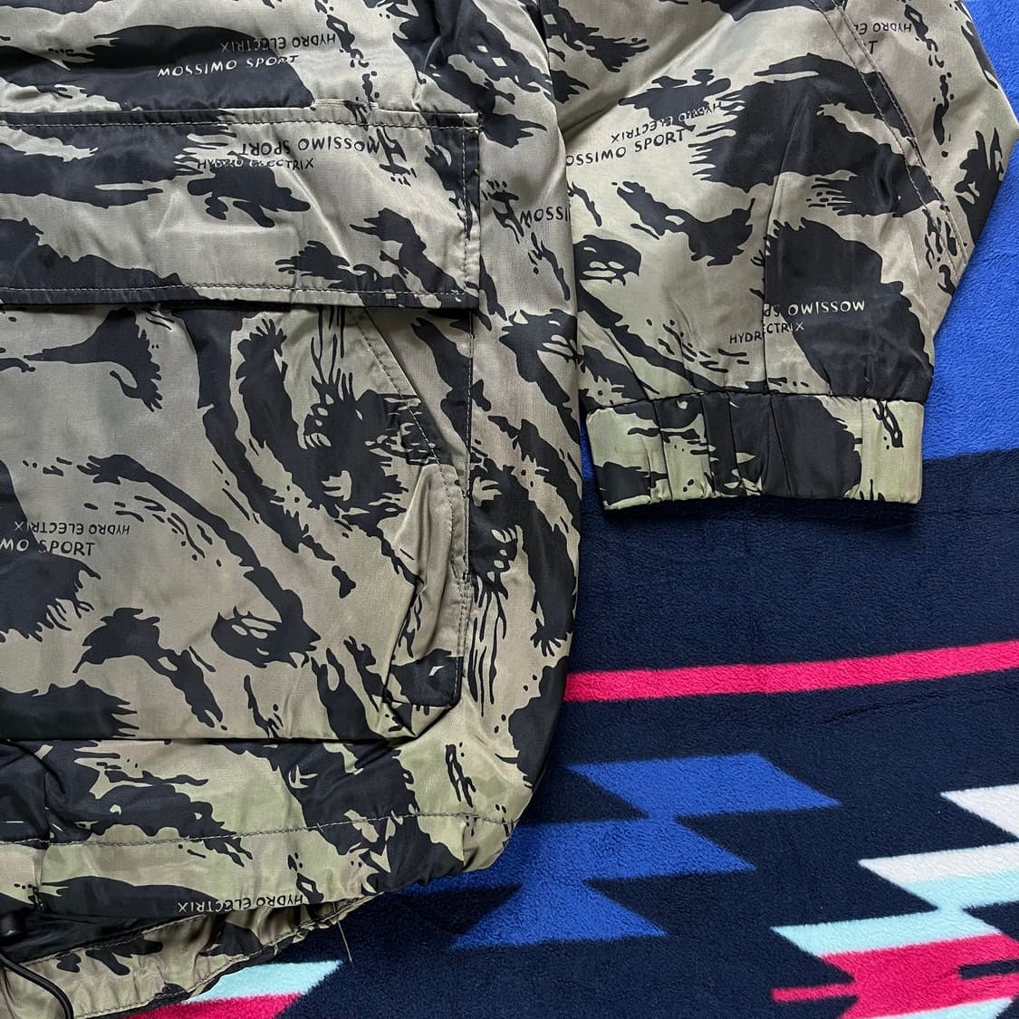 MOSSIMO 브랜드 스포츠웨어 자켓(실측확인) 상품이미지3