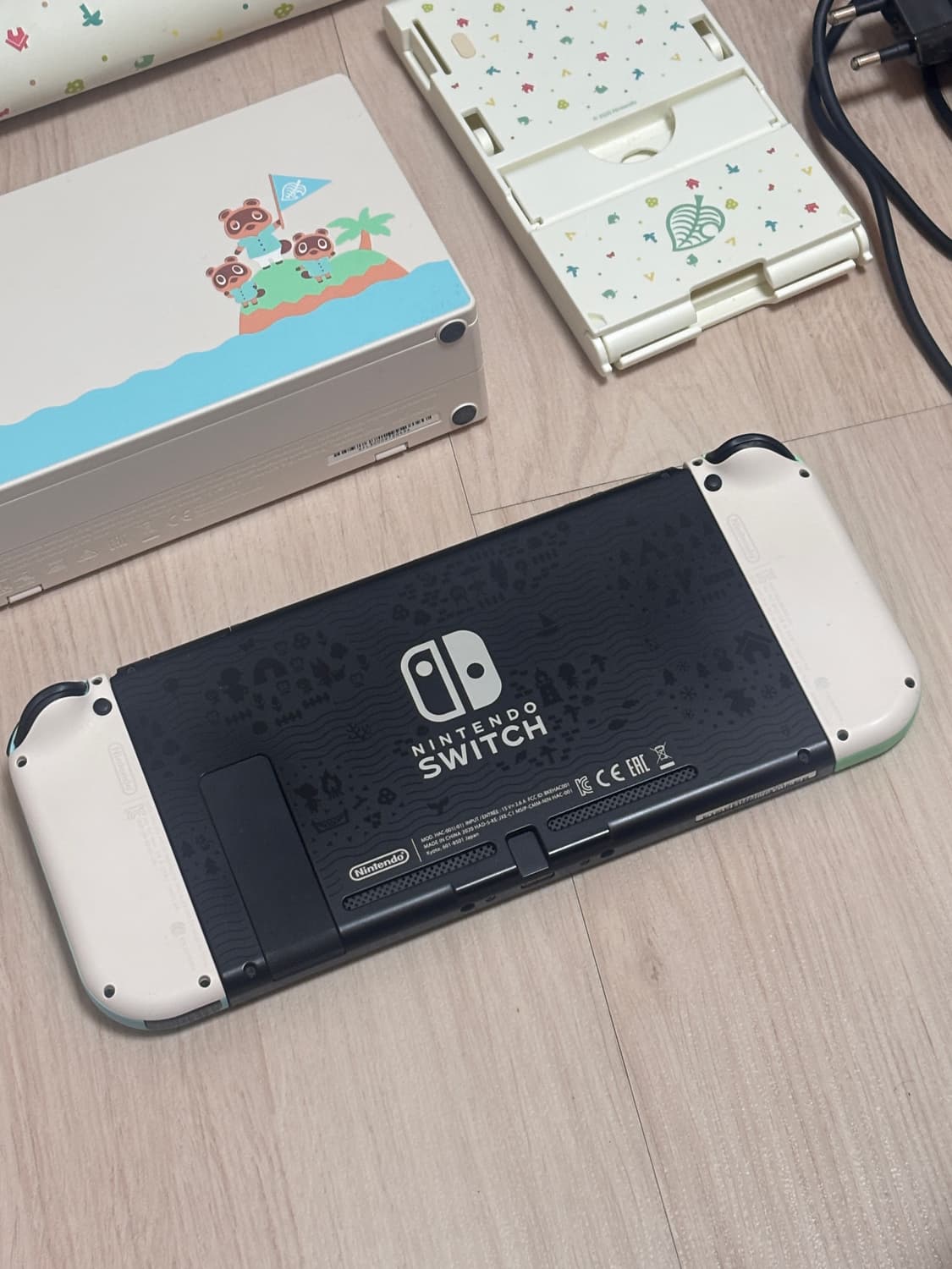 닌텐도 스위치 동물의숲 에디션 (칩 포함) 상품이미지3