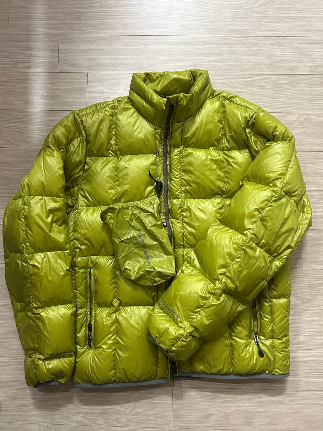 (L)디스이즈네버댓 퍼텍스 라이트다운 자켓 올리브  상품이미지1