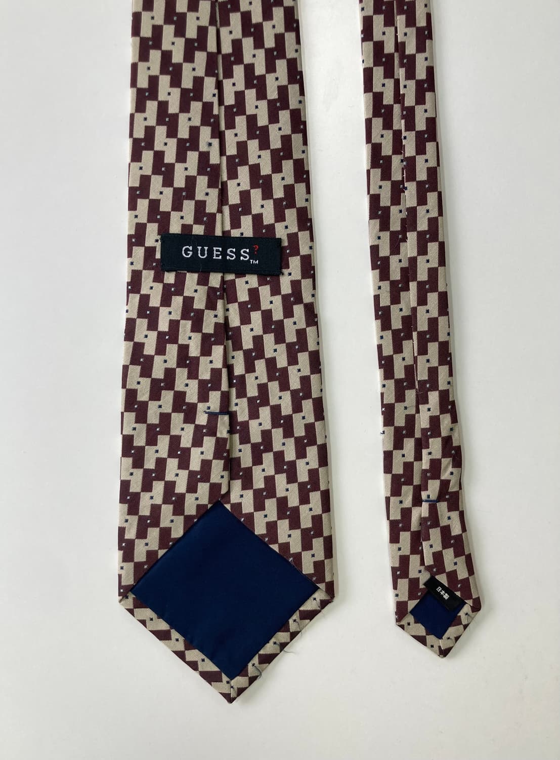 게스 넥타이 상품이미지2