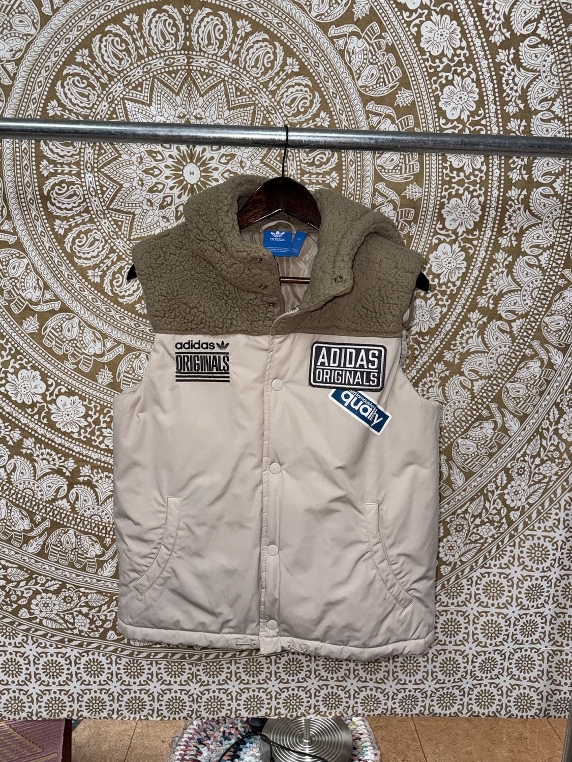 아디다스 오리지널 로고 양털 패딩조끼  상품이미지4