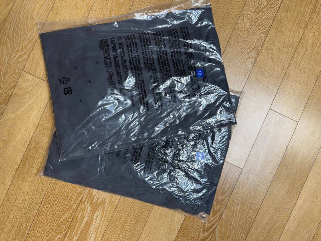 Yzy gap 이지갭 숏슬리브 그레이 상품이미지2