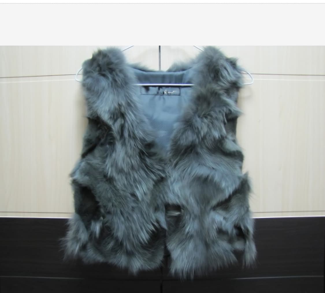 지컷 여우털  베스트 다크그레이. 55.-55반  상태좋음  상품이미지2