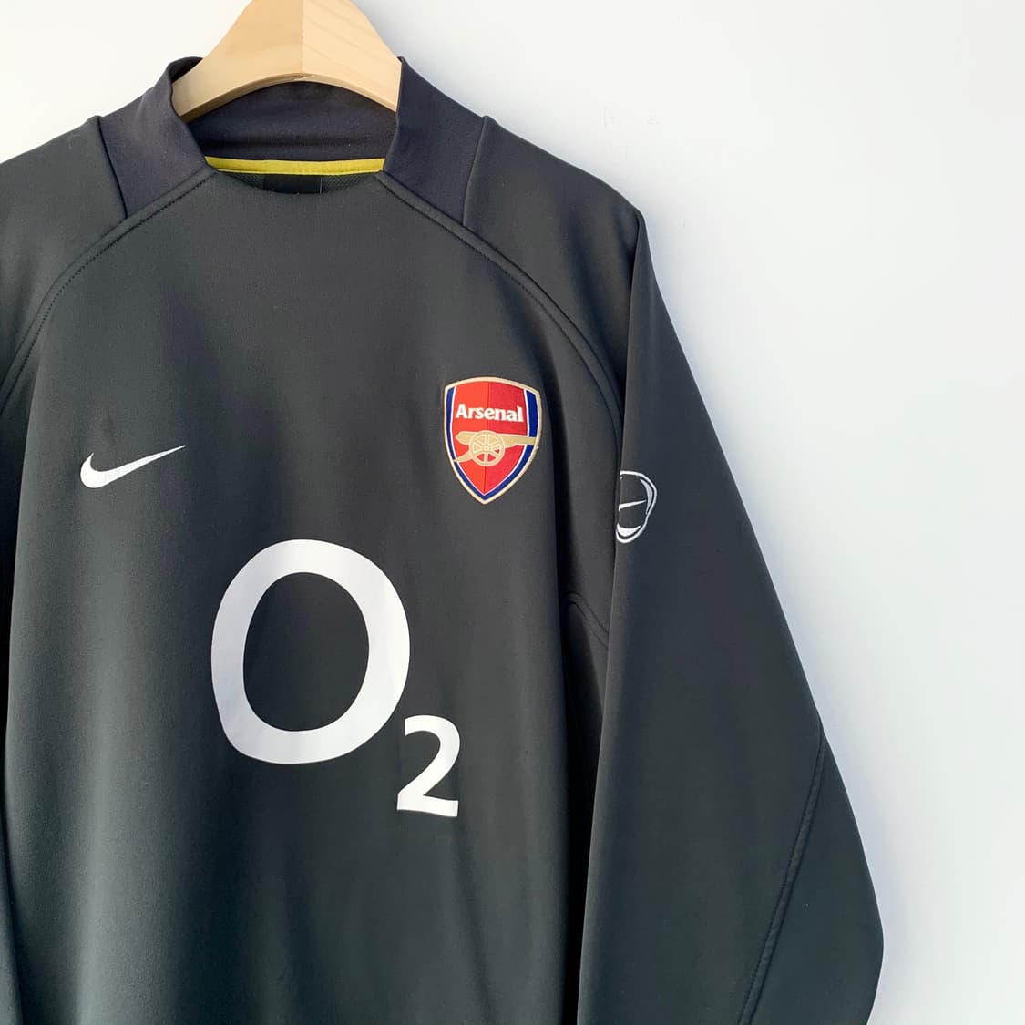 나이키 스우시 아스날 05/06 시즌 O2 써멀 탑 상품이미지4