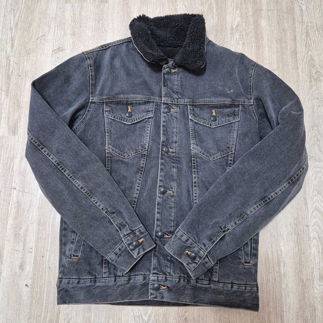 자라 흑청 데님 트러커자켓 상품이미지1