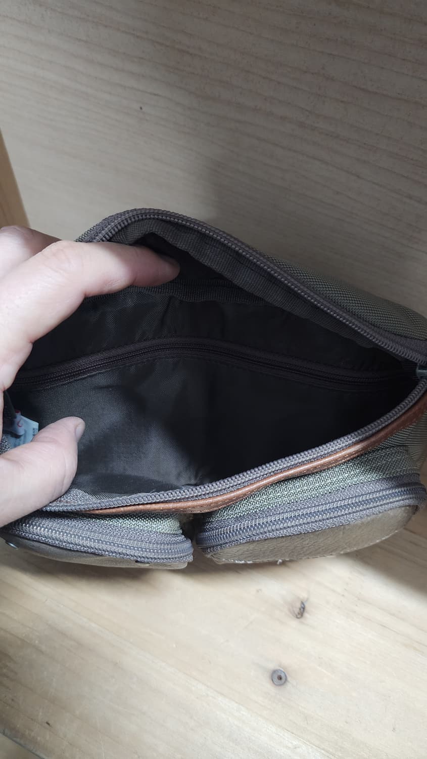 베이직엘르 브라운 컬러 웨이스트 백 힙색 상품이미지3