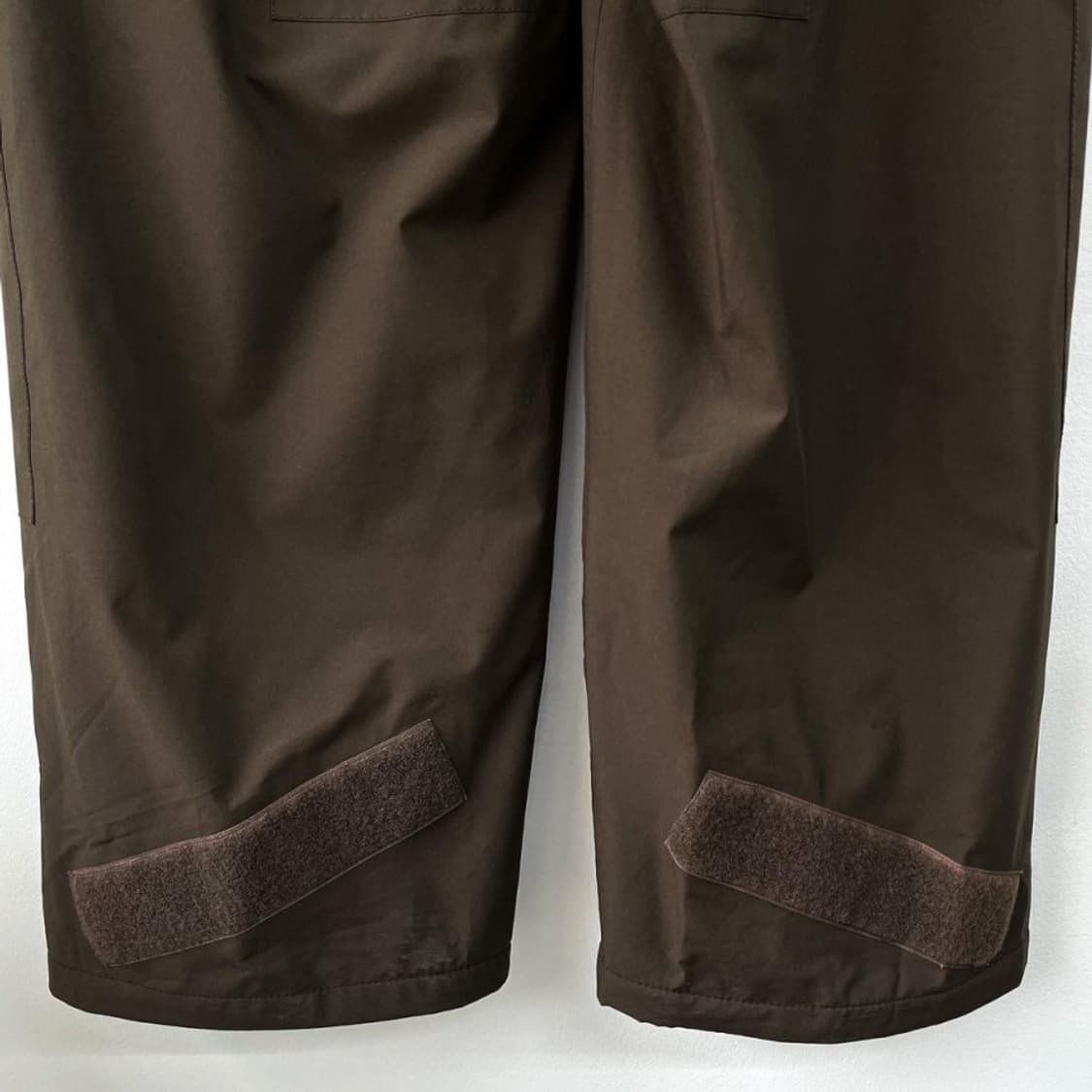 프라다 오리지널 레드 라벨 올리브 카키 고어텍스 팬츠 상품이미지9