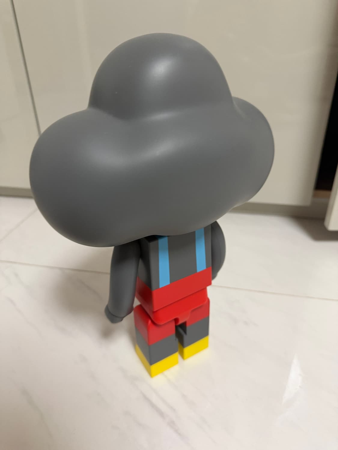 큐브릭 프렌즈위드유 리틀 클라우드 보이 그레이 상품이미지3