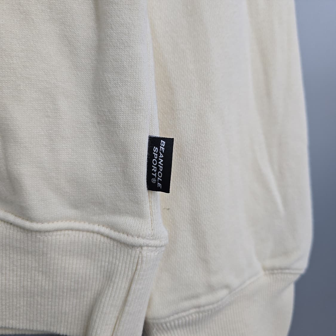 빈폴(beanpole) 스포츠 로고 맨투맨 아이보리 105 상품이미지3