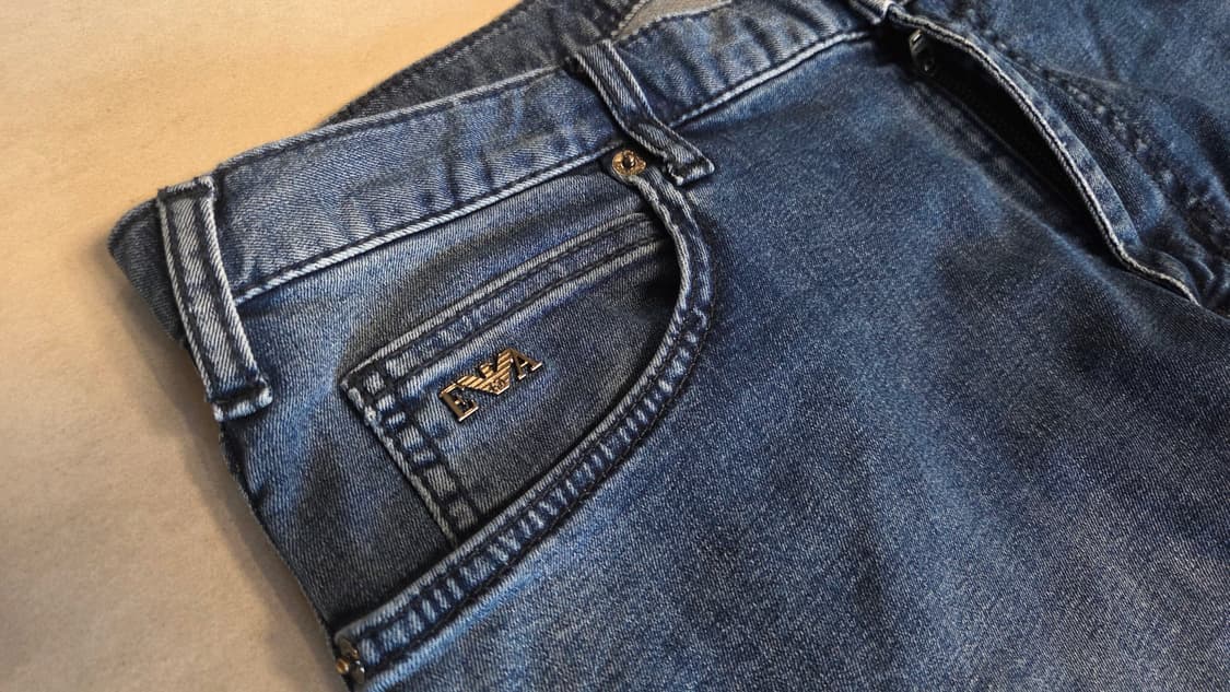 엠포리오 아르마니 레귤러핏 컴포트 트윌 데님 상품이미지3