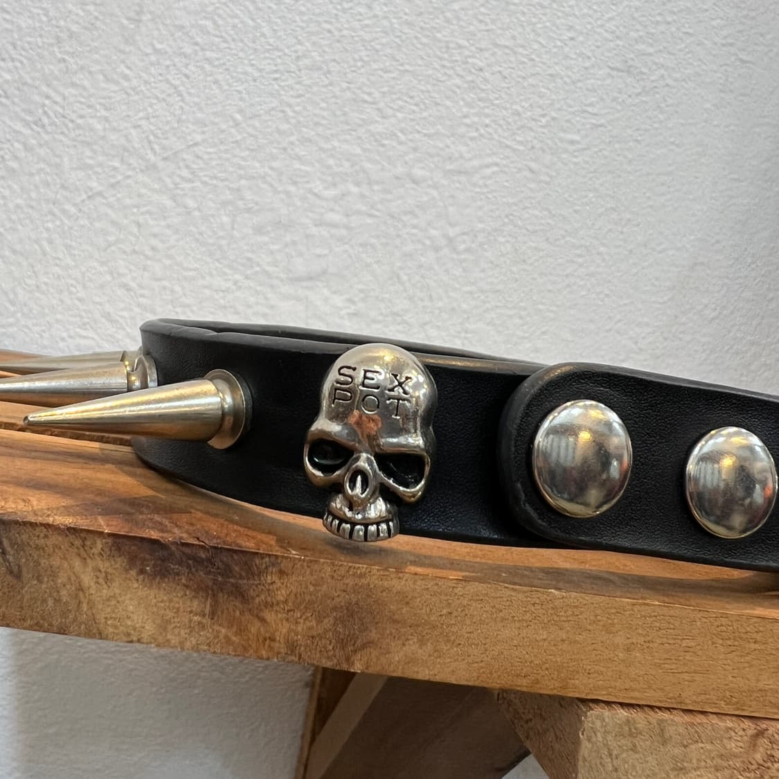 SEX POT ReVeNGe 해골 스터드 초커 상품이미지2