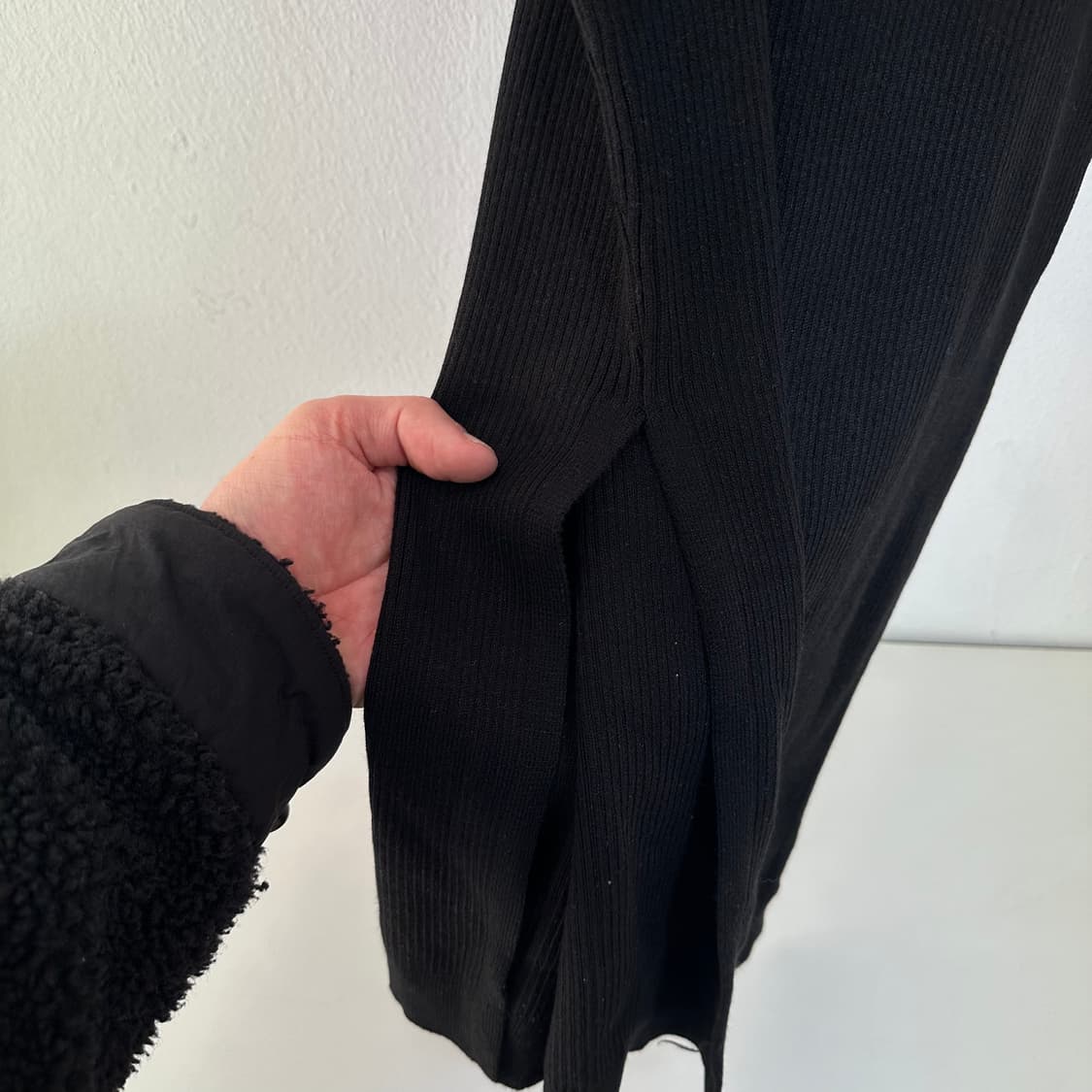 XS-S 캉골 X H&M 블랙 모크넥 니트 원피스 상품이미지3