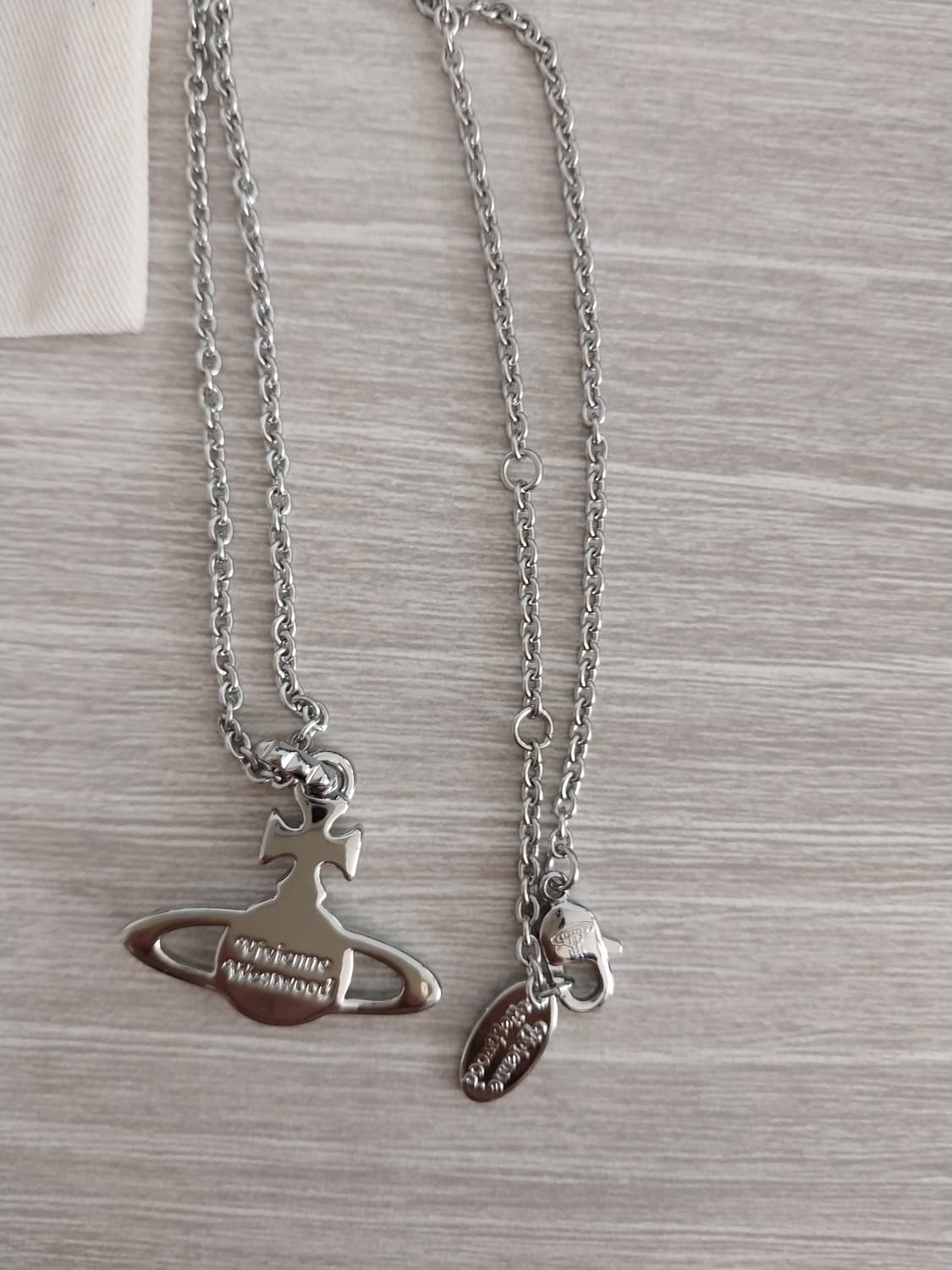 비비안웨스트우드 메이페어 목걸이판매합니다 상품이미지4