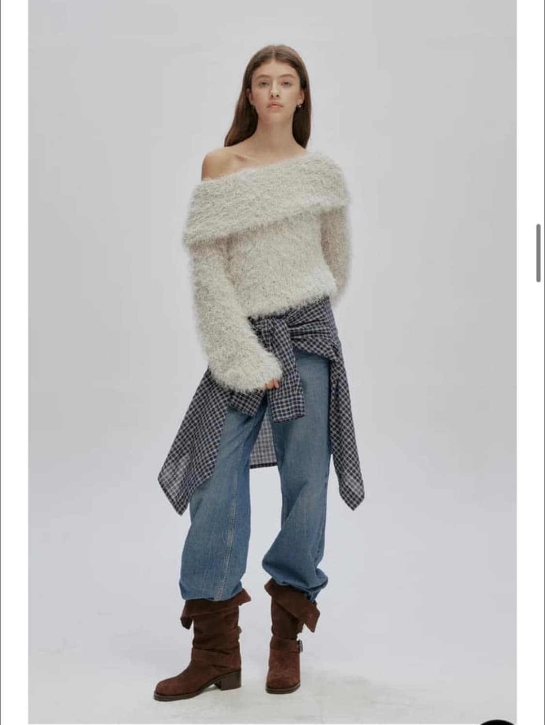 애프터아워즈 소프트 헤어리 원 숄더 니트  상품이미지1