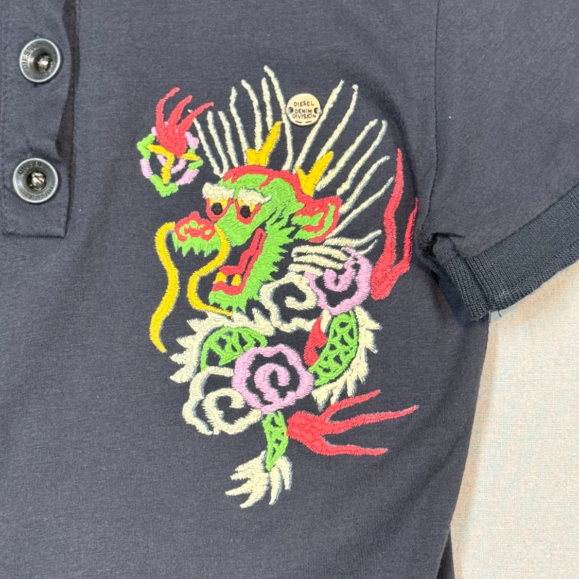 M) 디젤 용 자수 스카잔 반팔 카라티 상품이미지4