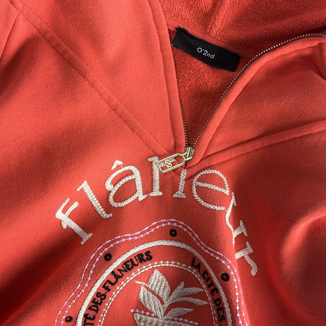 오즈세컨 하프 집업 자수 후디 상품이미지3