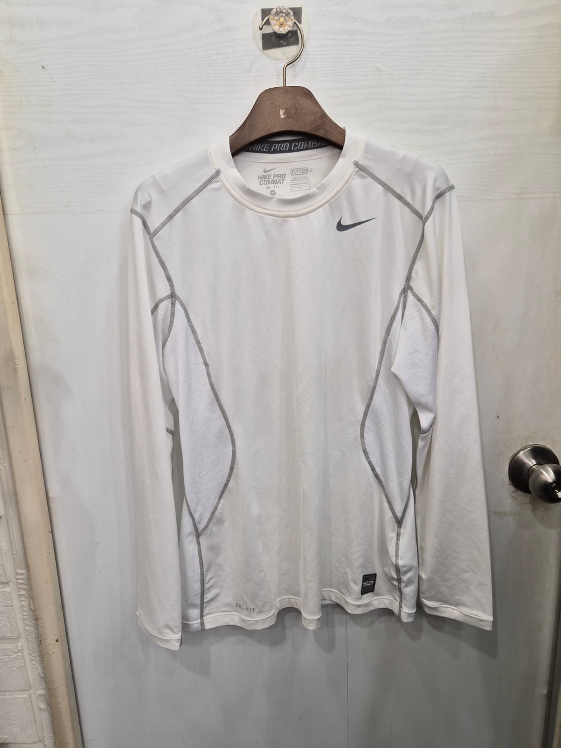 M,95 )) NIKE PRO 나이키 프로컴뱃 긴팔티셔츠!~  상품이미지2