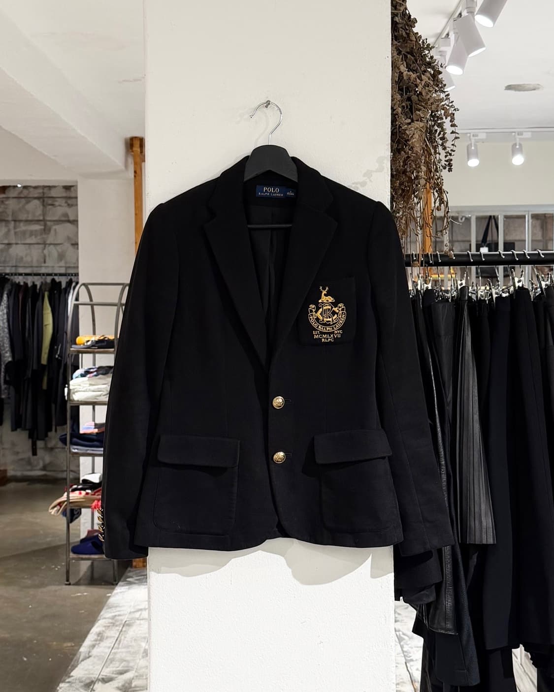 폴로 랄프로렌 블랙 금장자수 블레이저 자켓 상품이미지1
