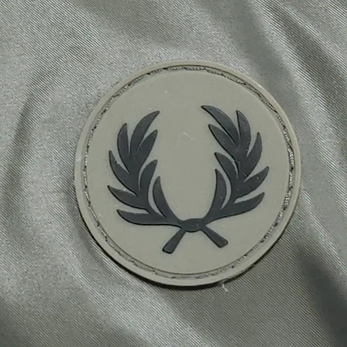 Fred perry 프레드페리 패딩 점퍼 95~100사이즈 상품이미지3