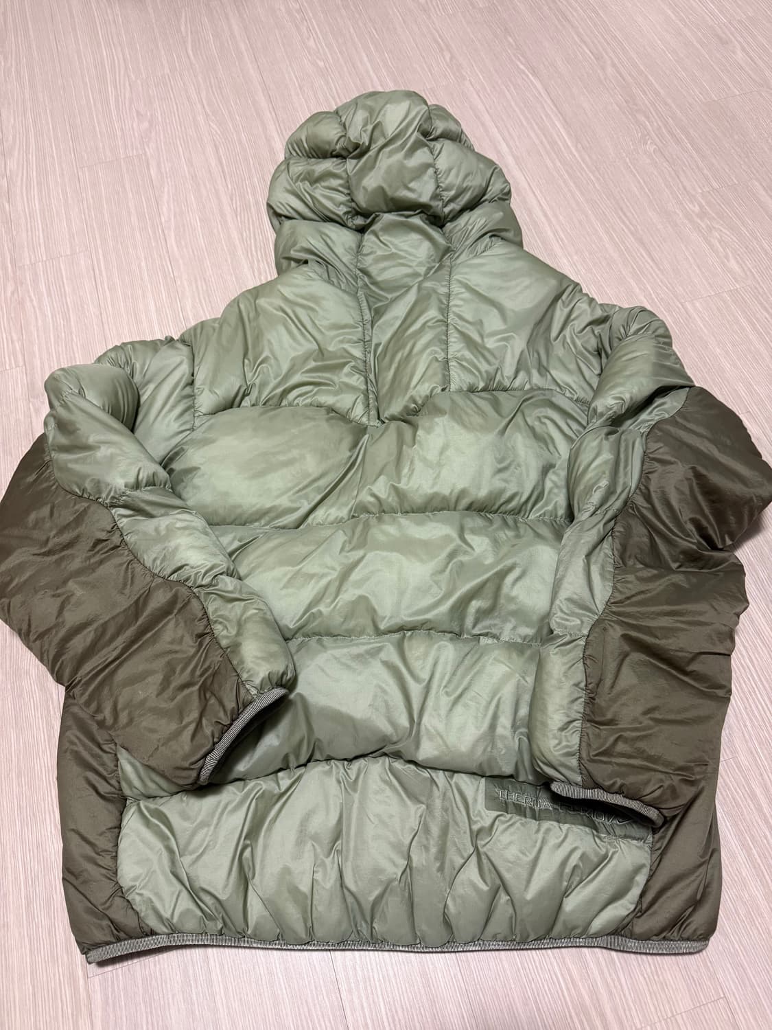 [L] 나이키 ACG 써마핏 루나 레이크 패딩 라이트 아미 상품이미지3