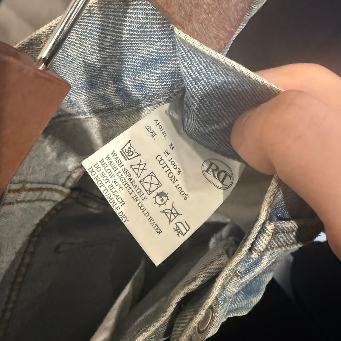렉토 청 반바지 워싱 밑단 데미지 디테일 상품이미지5