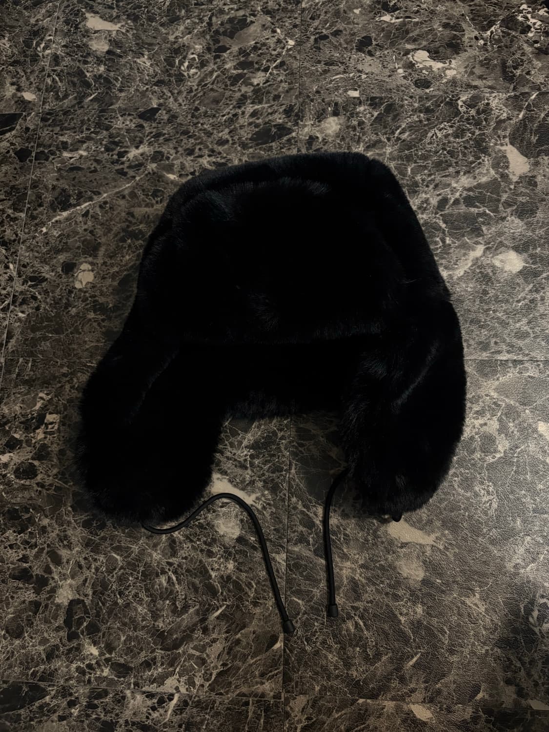 스킴스 퍼 모자 상품이미지4