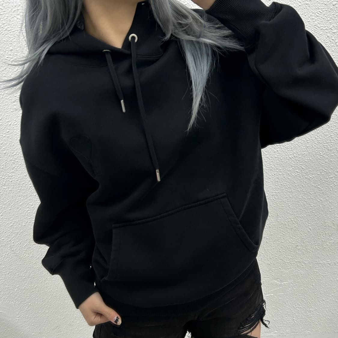 아미 하트로고 블랙 후드티 상품이미지1