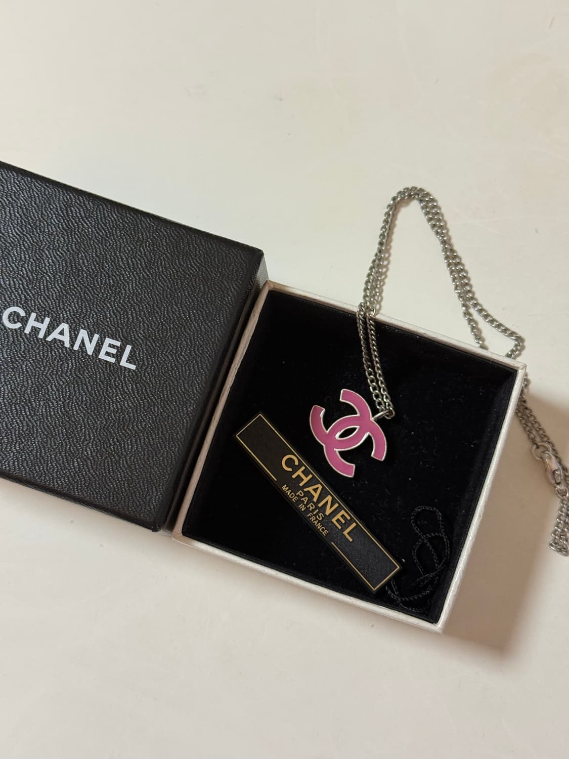 샤넬cc로고 에폭시(핑크) 제니목걸이 상품이미지1
