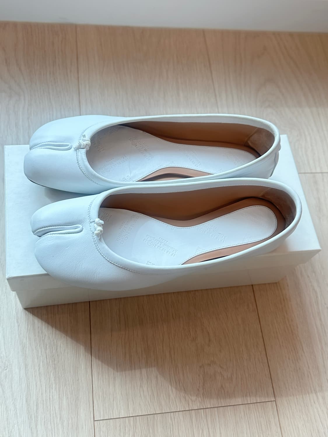 마르지엘라 타비 플랫 슈즈 화이트 36 (비브람완료) 상품이미지2