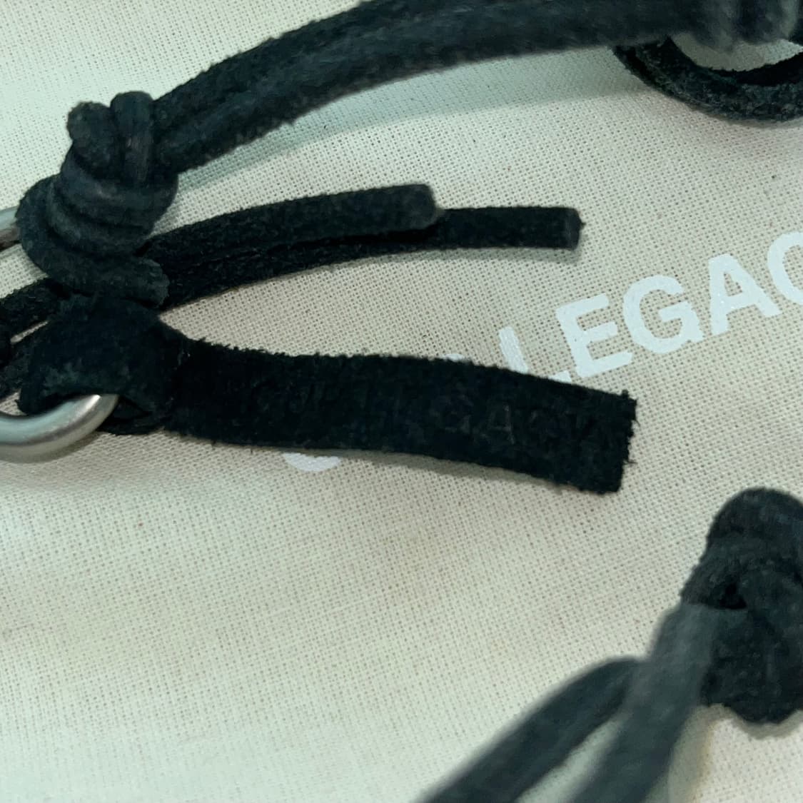 아워레가시 라돈 레더 키체인 블랙 상품이미지3