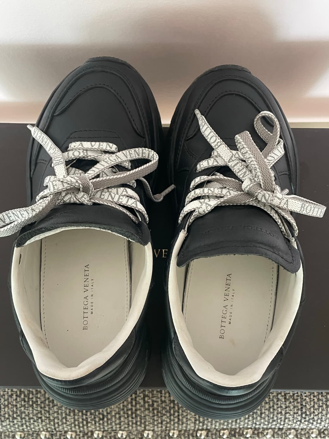 보테가베네타 스피드스터 블랙 스니커즈  상품이미지4