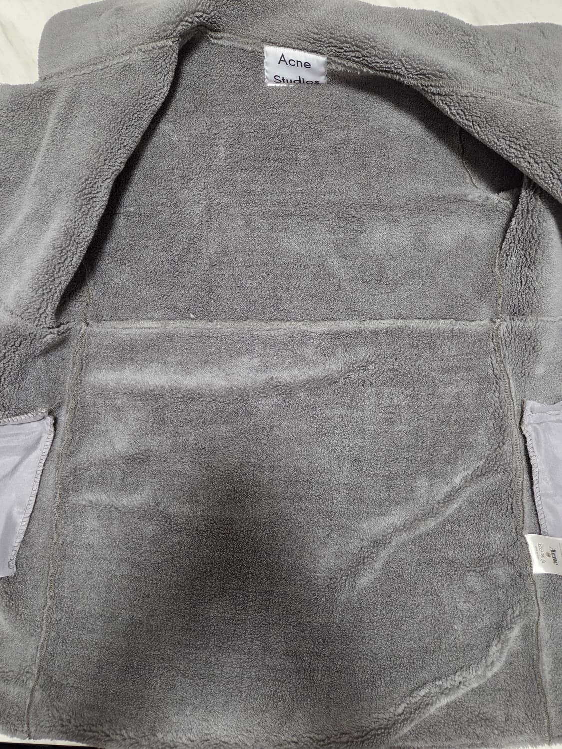 아크네 인조 무스탕 코트 상품이미지3