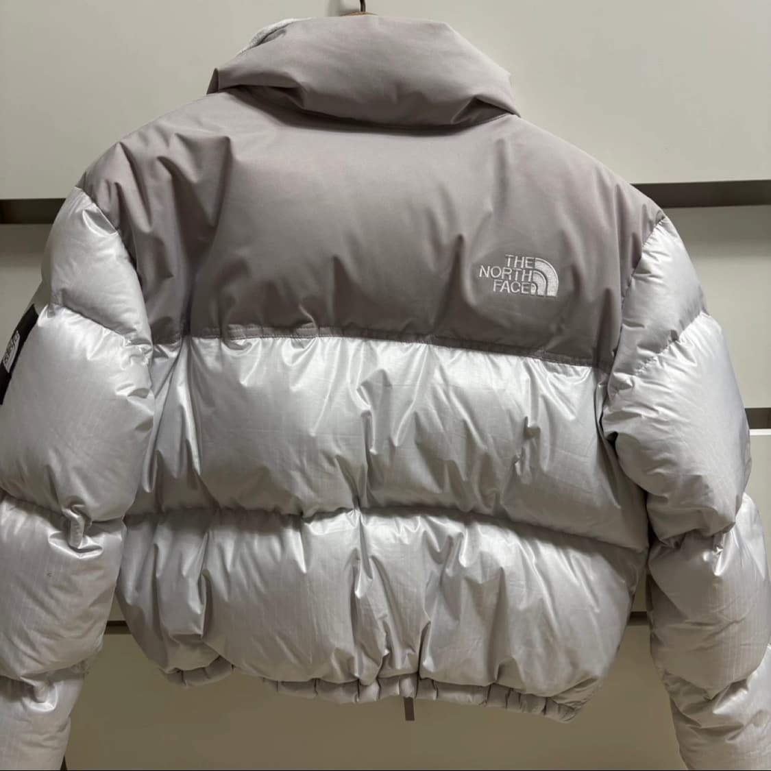 노스페이스 화이트라벨 눕시 패딩 아이스그레이M 상품이미지3