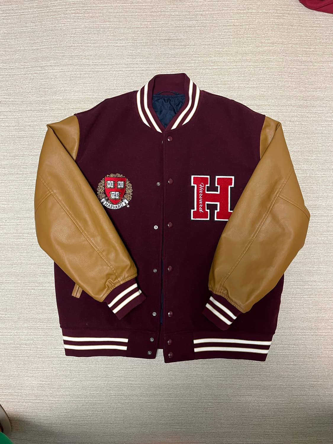 GU 하버드 바시티자켓 L 상품이미지1