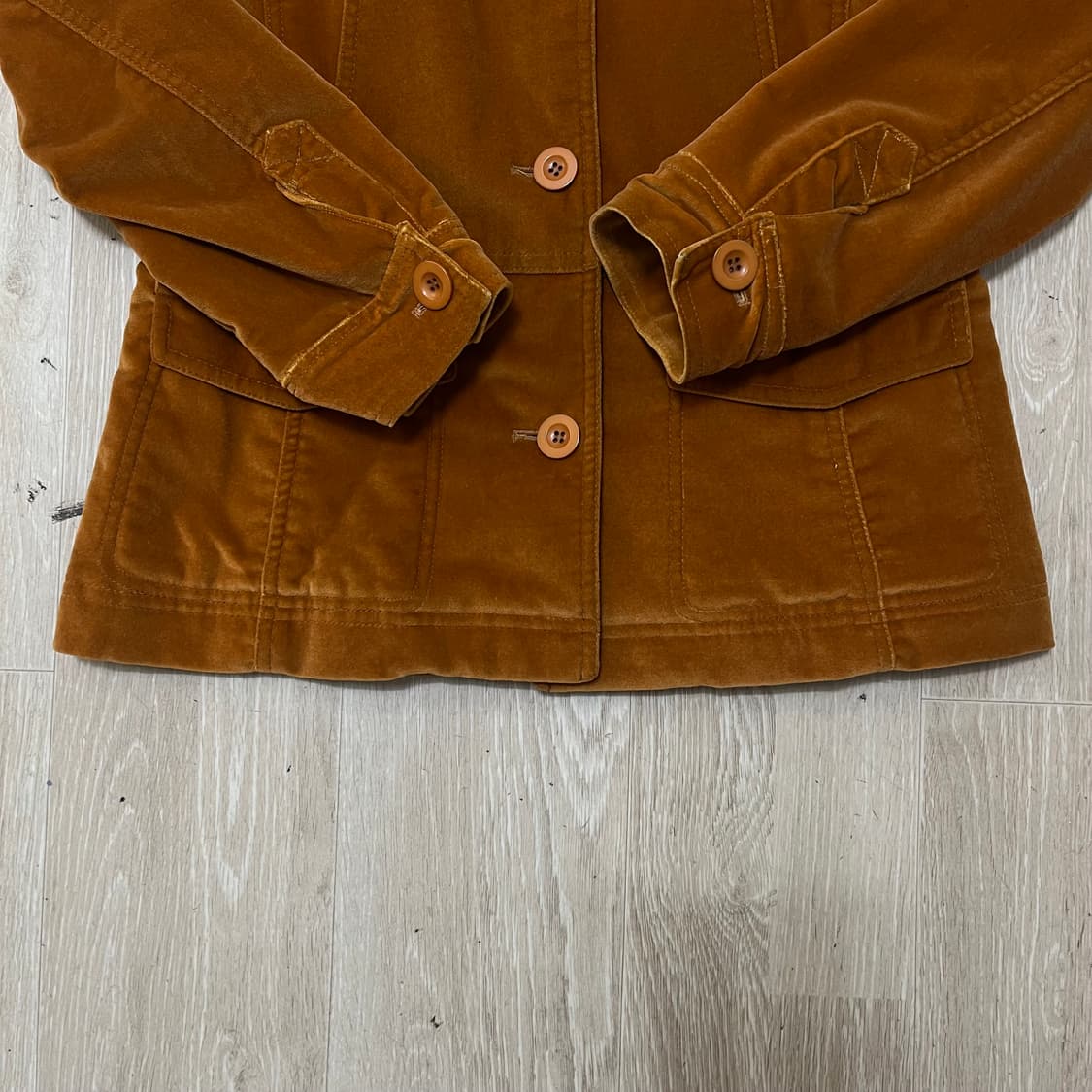 한섬 시스템 여성 버튼 벨벳 자켓 88-98-165 상품이미지8