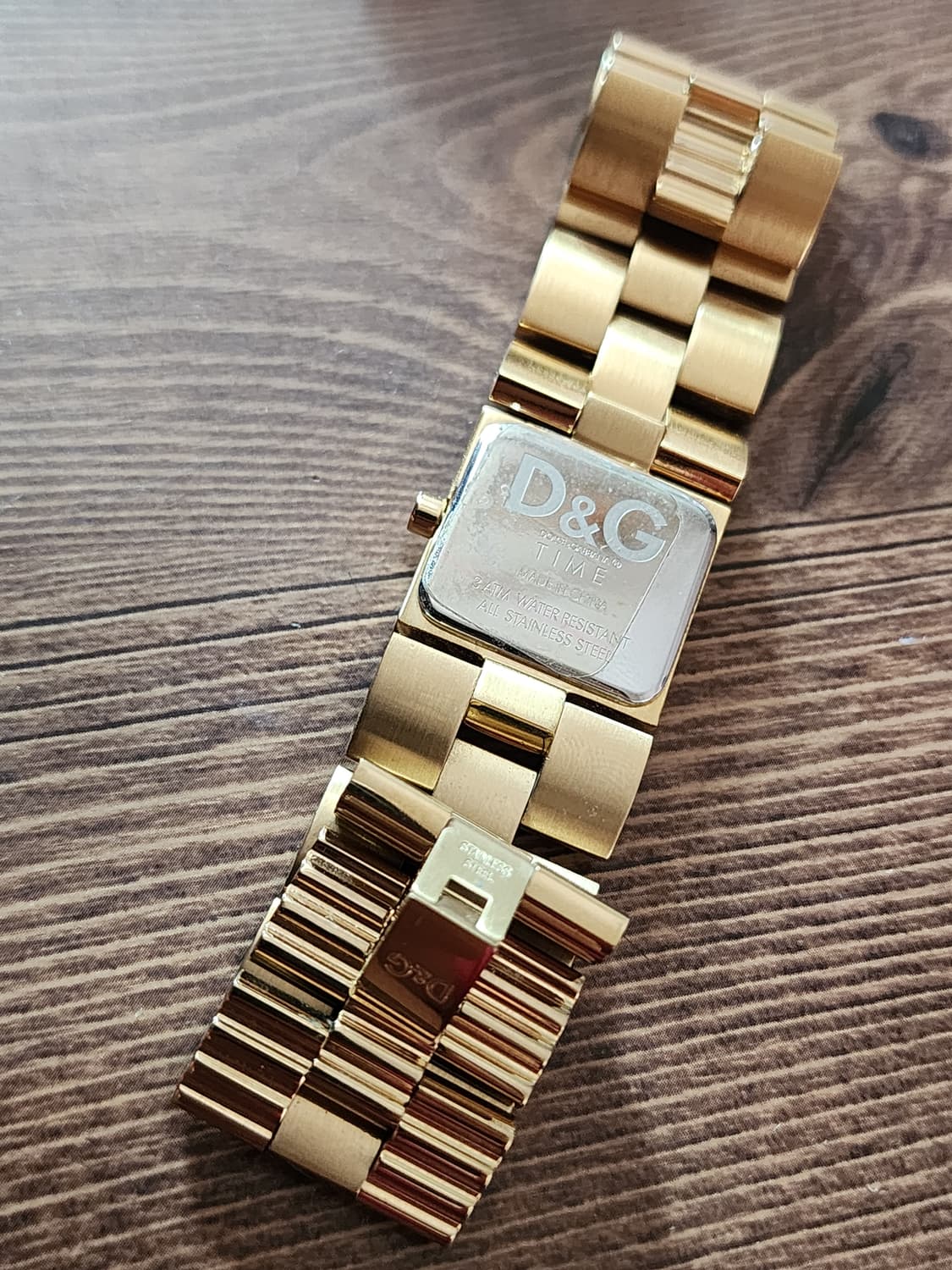 돌체앤가바나 D&G 금장시계(황정음시계) 상품이미지3