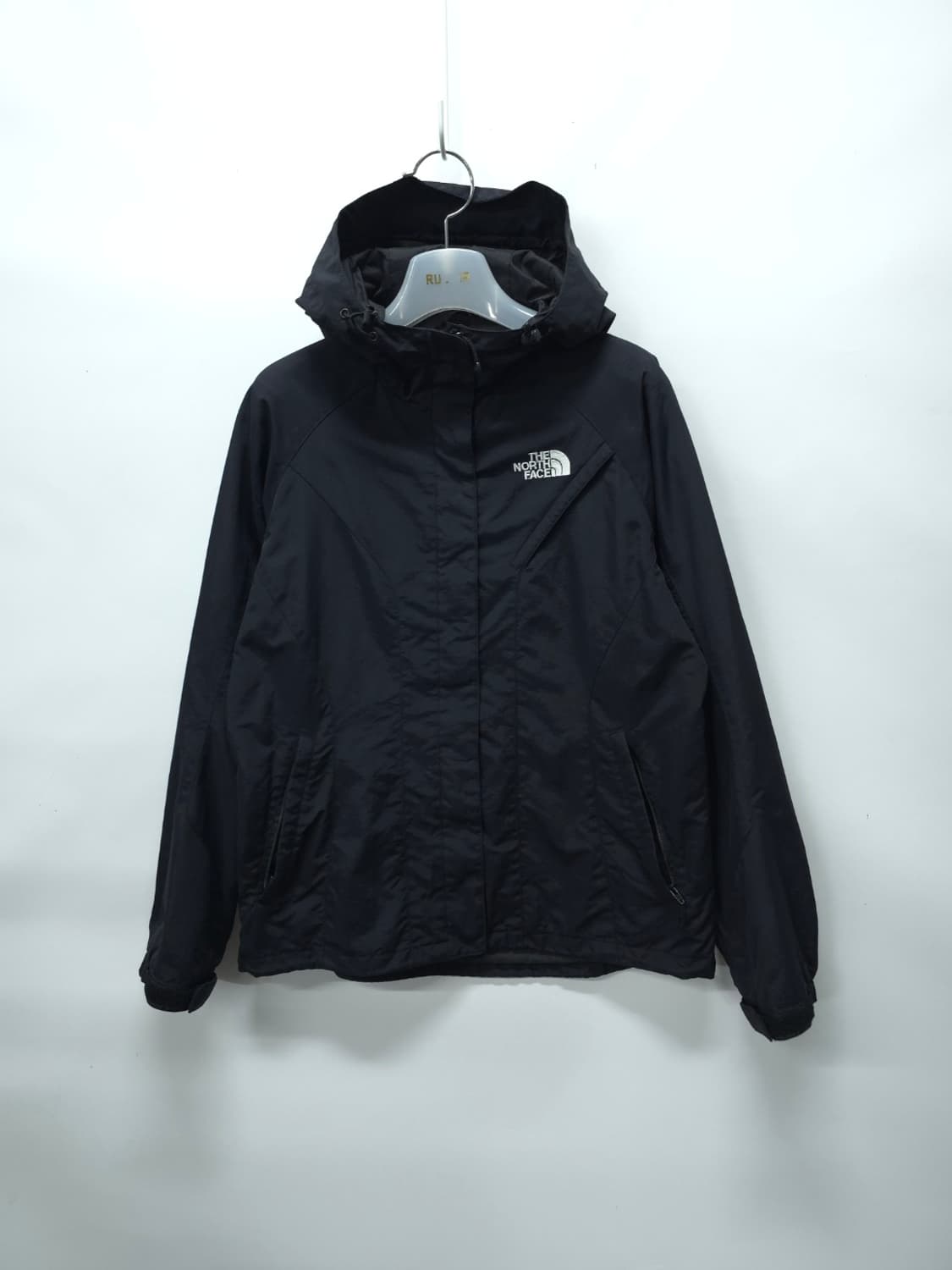 [노스페이스] 여성용 블랙 후드 바람막이 (90사이즈) 상품이미지1