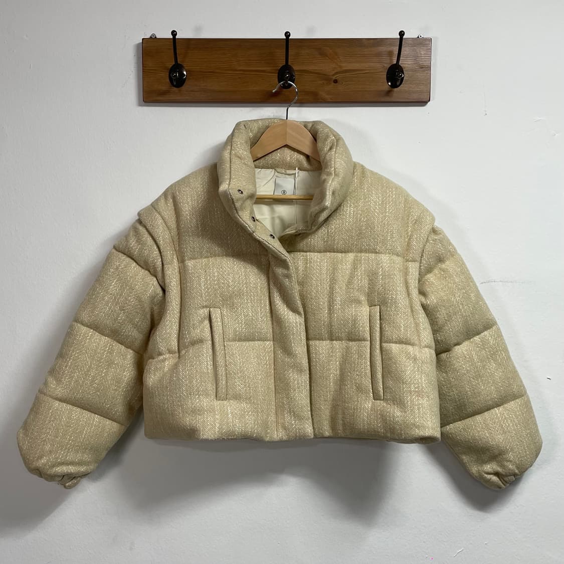 (새상품) 블러썸 에이치 컴퍼니 아이보리 울 숏패딩 (on.35)     상품이미지1