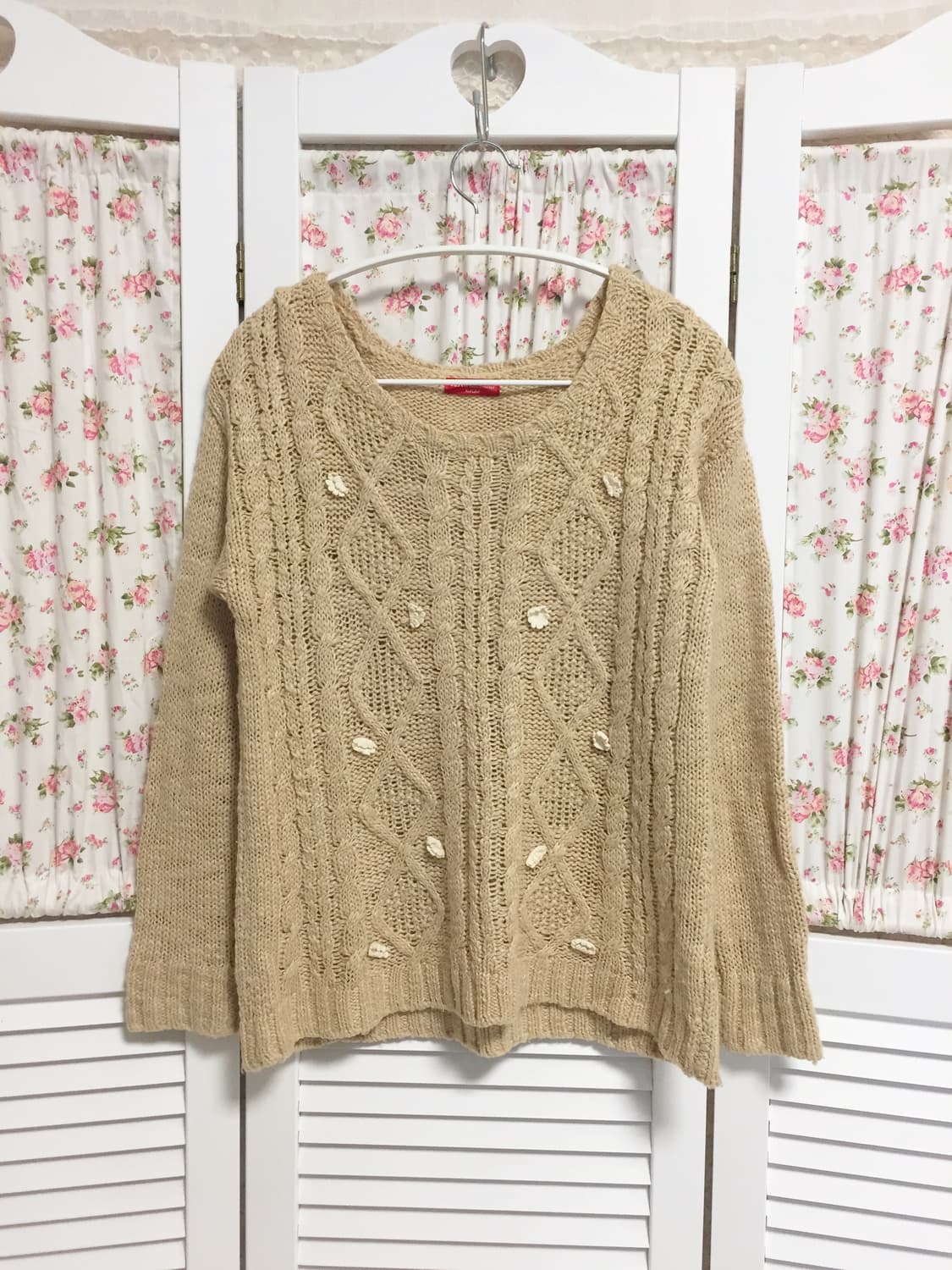 빈티지 어스뮤직 레드라벨 꽃 니트 상품이미지1