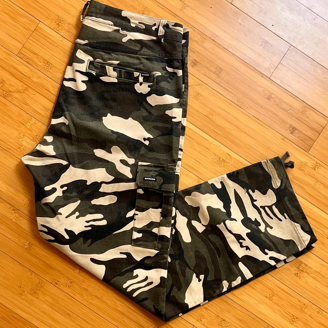 위캔더스 카모플라주 카고팬츠 SIZE L 상품이미지1