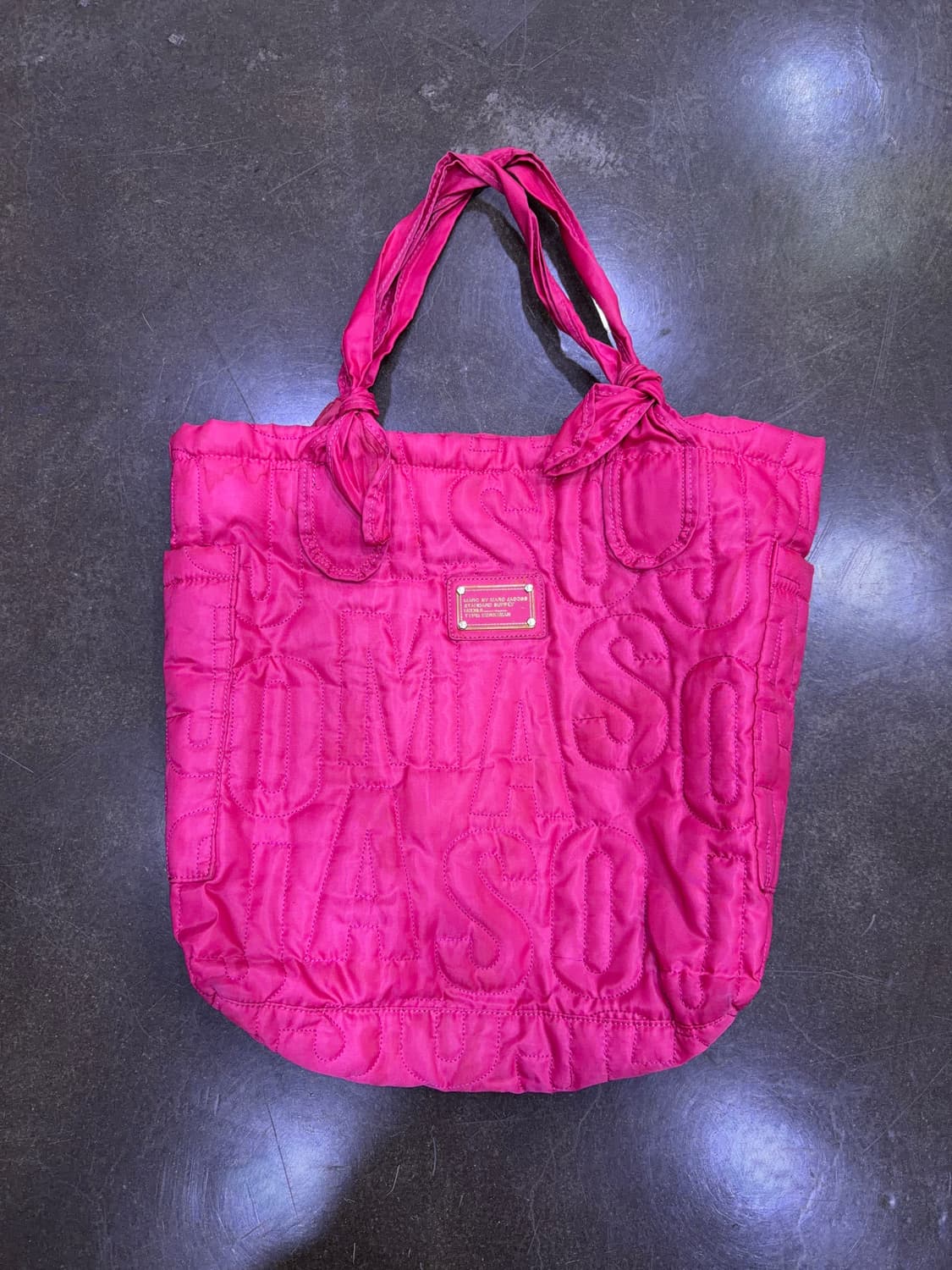 마크제이콥스 넉아웃 핑크 퀼팅 나일론 토트백 상품이미지1