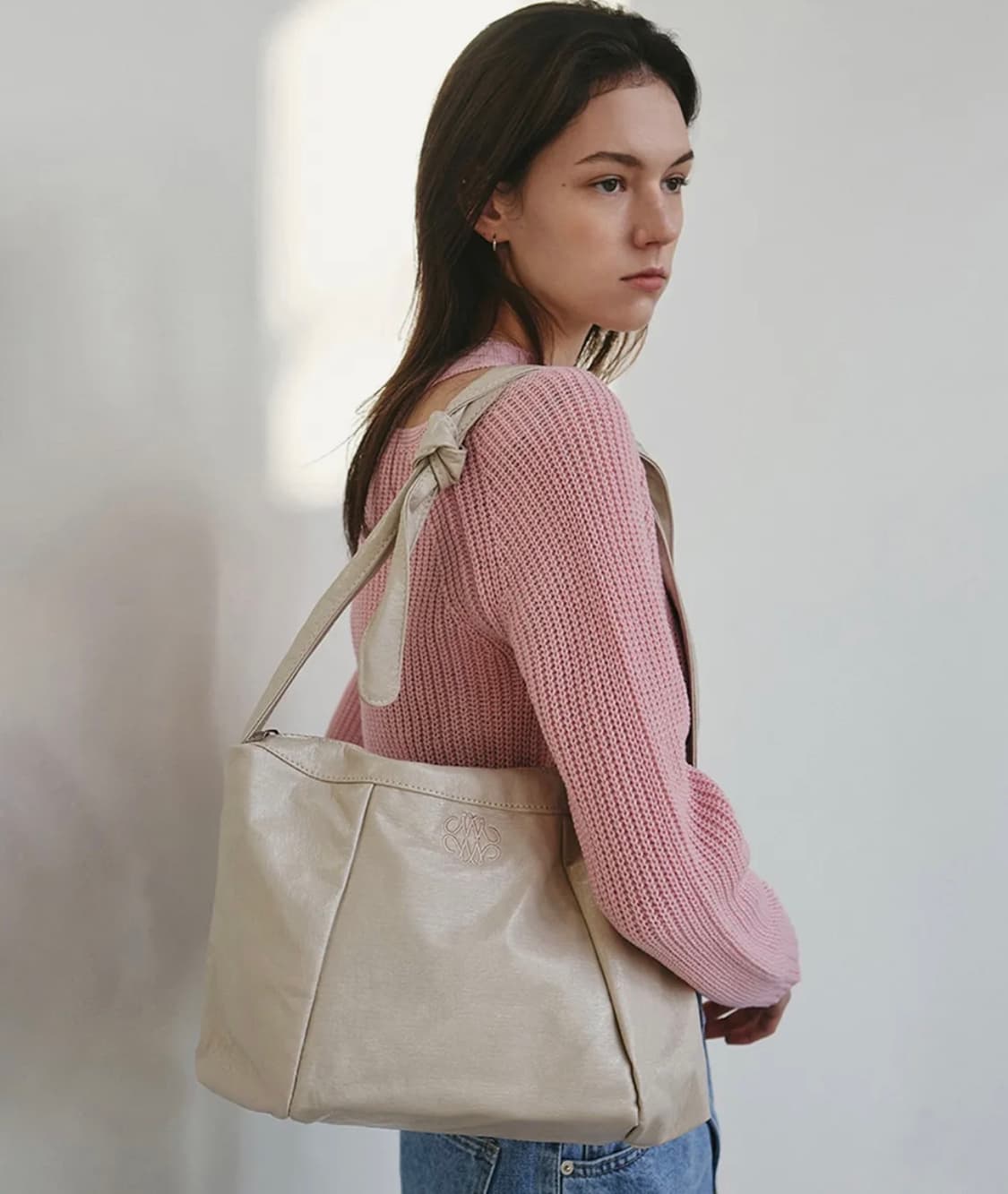 NICOLE SQUARE SHOULDER BAG_CREAM 상품이미지3