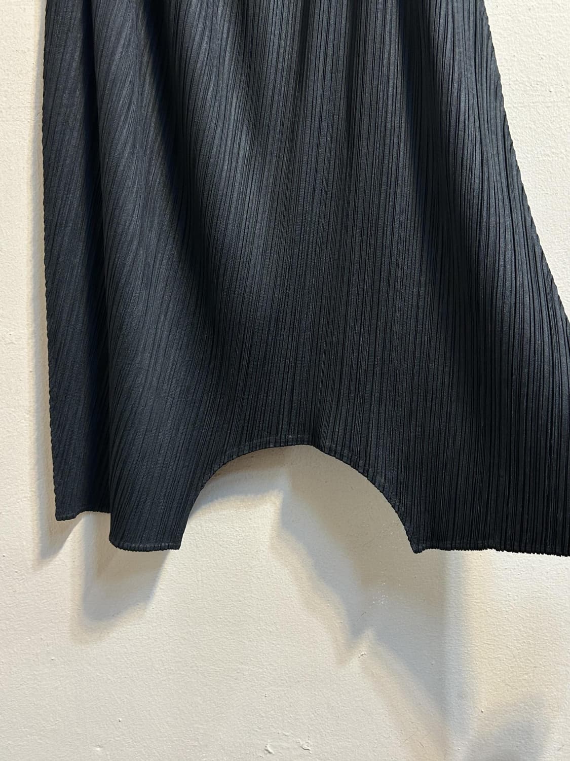 Pleats Please 이세이미야케 드레이프 플리츠 팬츠 상품이미지3